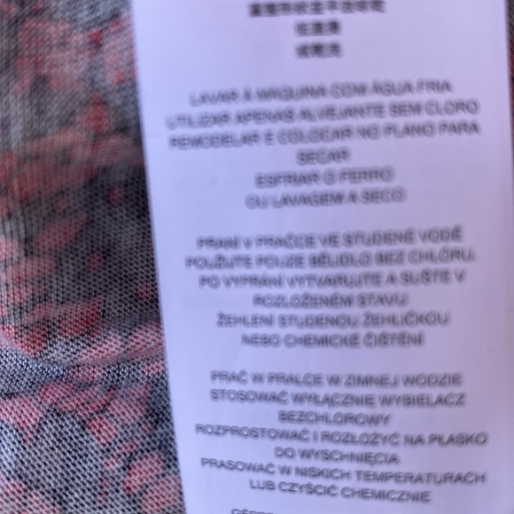 Michael Michael Kors  Red / Black  Blouse  Size 2X | MK15 - Picture 15 of 17